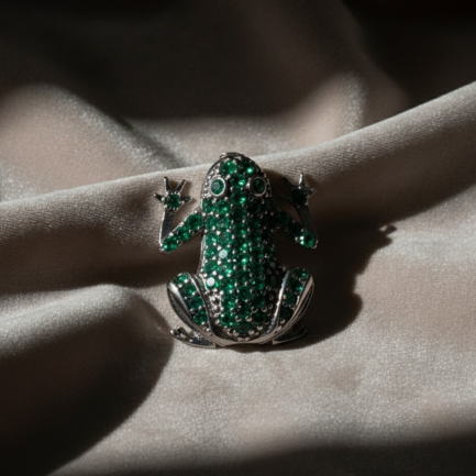 Orecchino Rana Argento &euro; 69,00