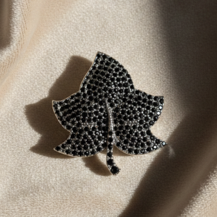 Orecchino Edera Argento &euro; 88,00