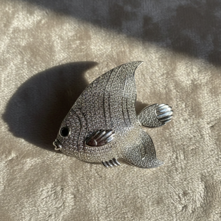 Orecchino Pesce Big &euro; 153,00